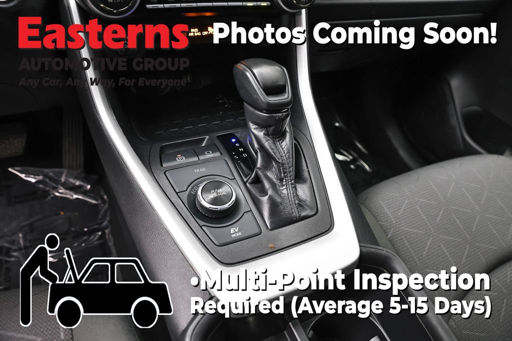 Used 2024 Toyota RAV4 XLE AWD/4WD image 12