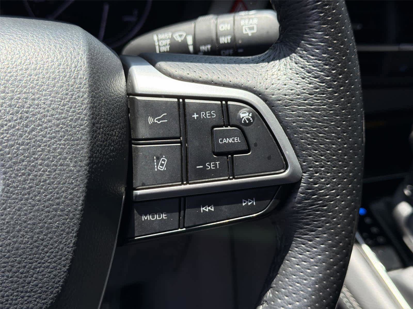 Used 2021 Toyota Sienna Limited AWD/4WD image 35