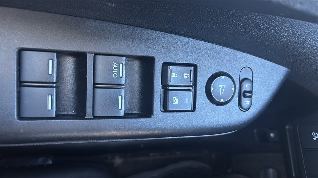 Used 2015 Honda CR-V EX image 12