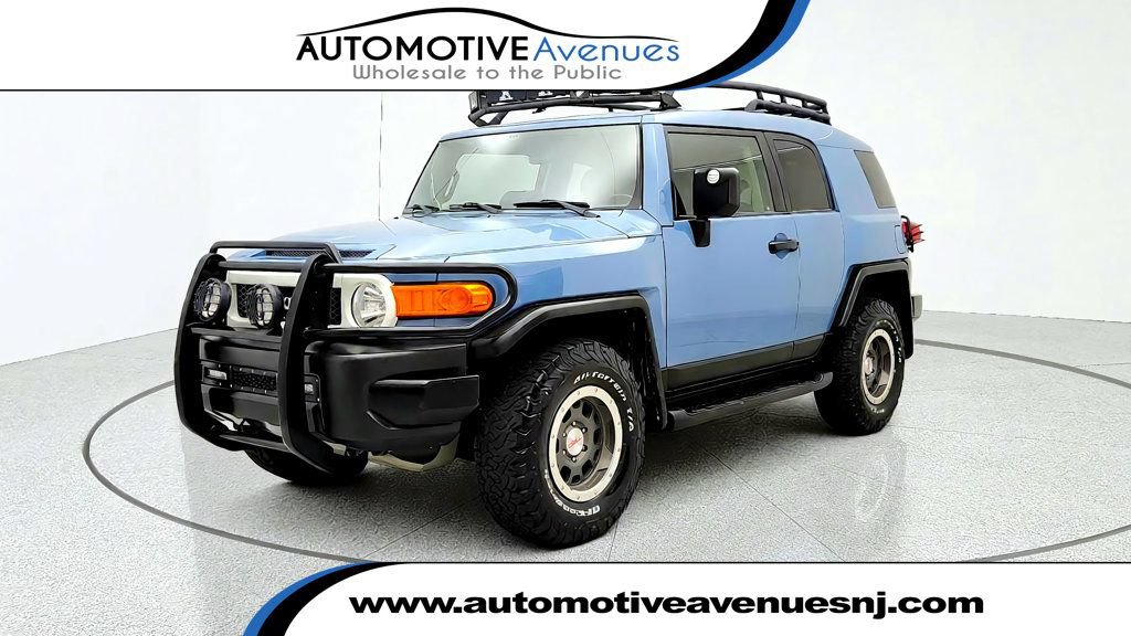 Used 2014 Toyota FJ Cruiser 4WD w/ Trail Teams Ultimate Edition image 1