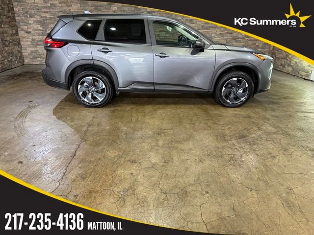 Certified 2025 Nissan Rogue SV image 4