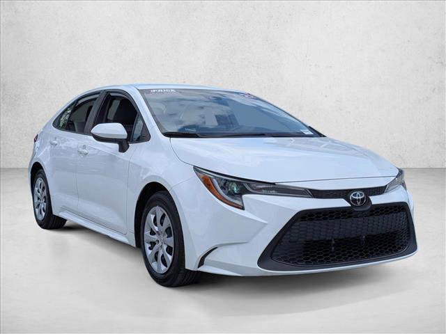 Used 2022 Toyota Corolla LE FWD image 3