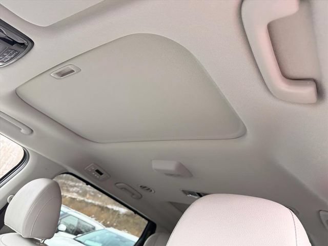 New 2026 Kia Carnival SX Prestige FWD image 16