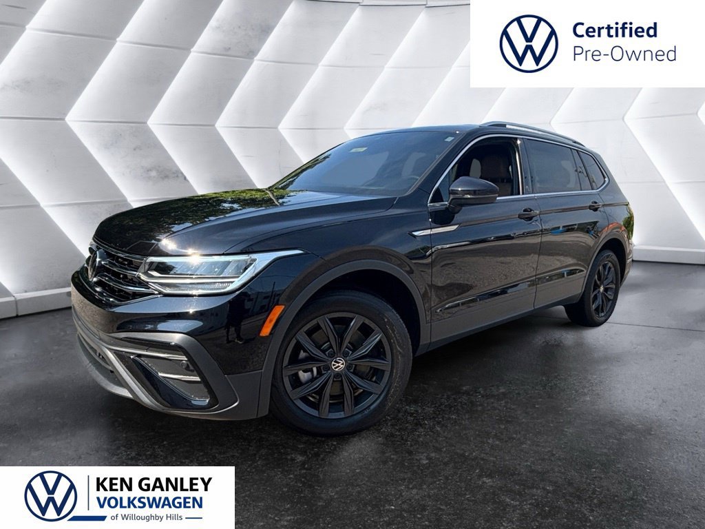Used 2024 Volkswagen Tiguan SE AWD/4WD image 1