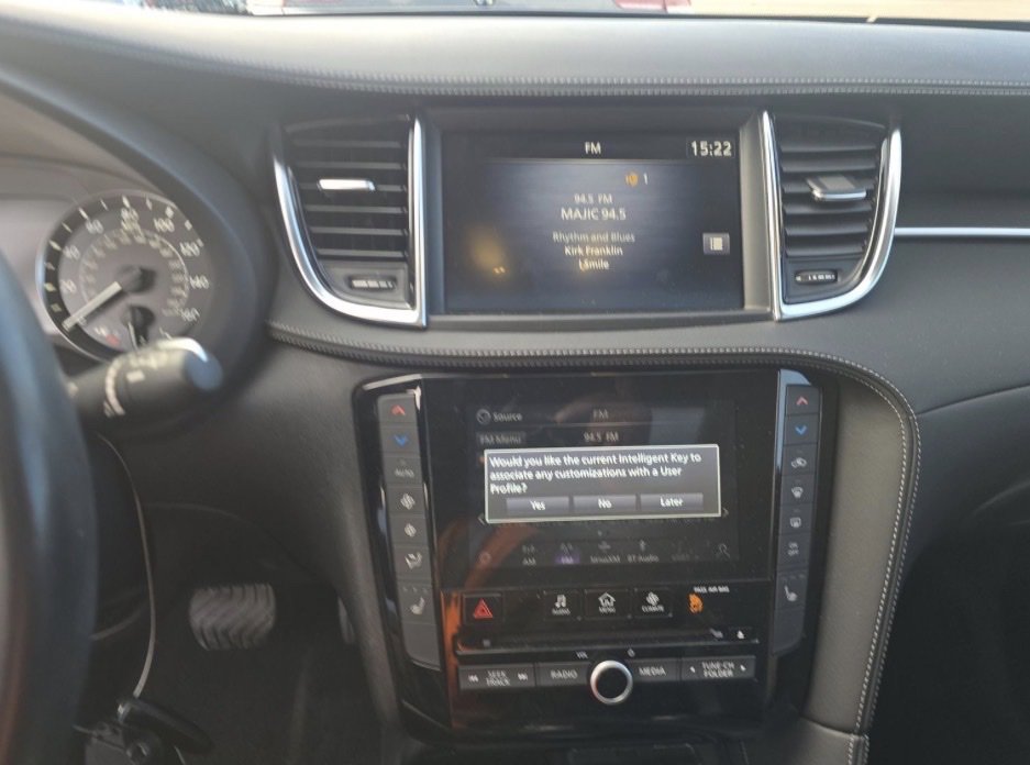 Used 2023 INFINITI QX50 Luxe image 10