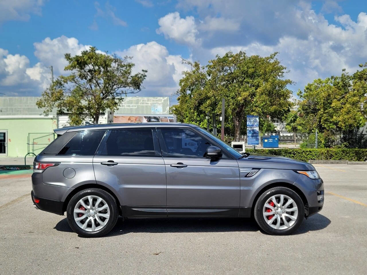 Used 2015 Land Rover Range Rover Sport Supercharged image 5
