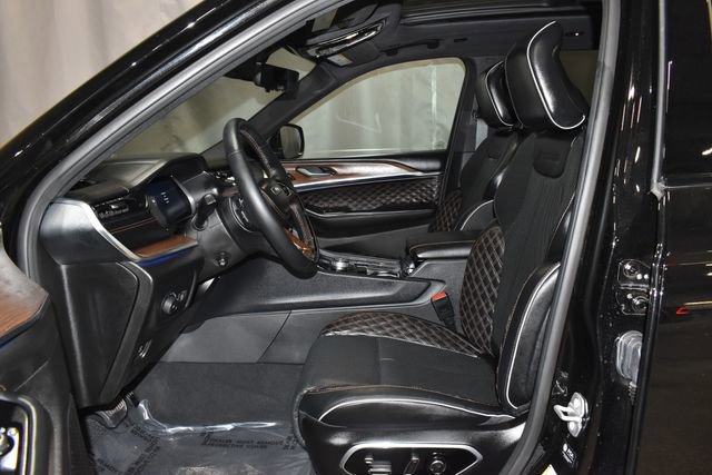 Used 2025 Jeep Grand Cherokee Summit w/ Adv Protech Group IV image 12