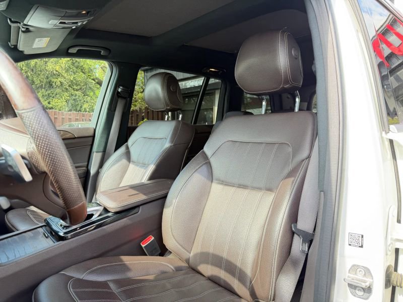 Used 2018 Mercedes-Benz GLS 450 4MATIC image 12