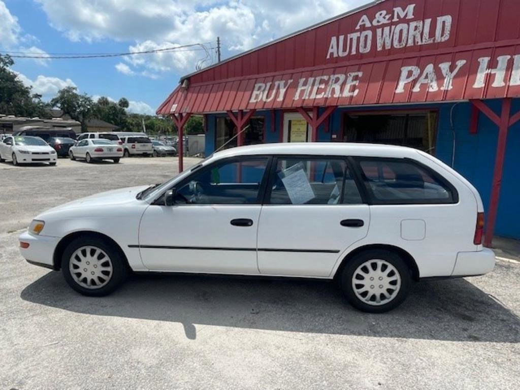 Used 1995 Toyota Corolla DX FWD image 3