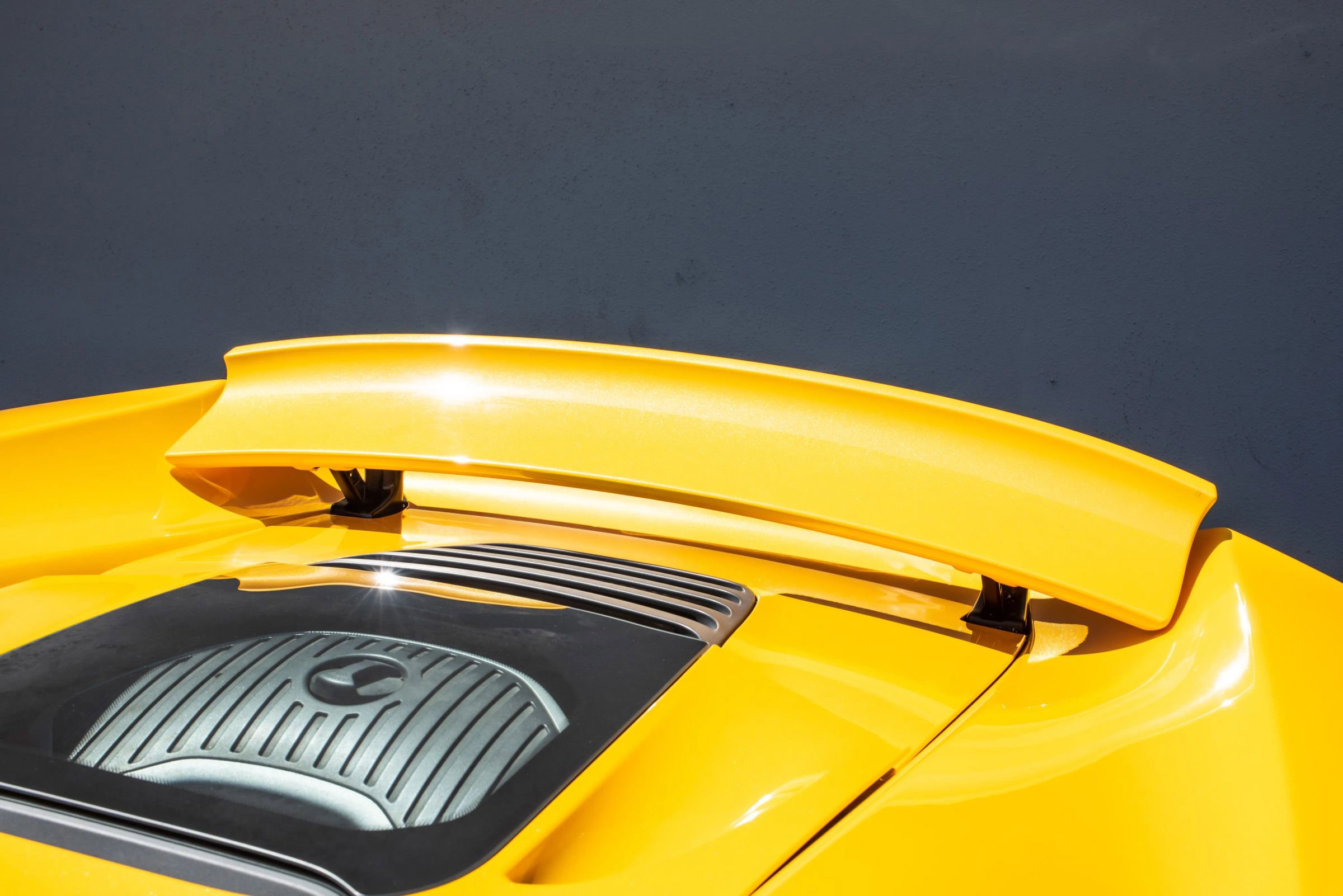 Used 2015 McLaren 650S Spider image 31