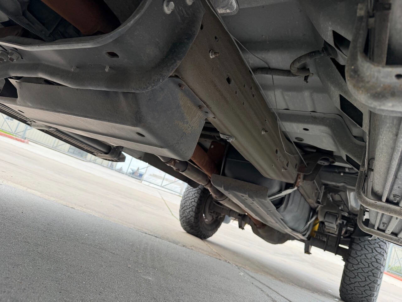 Used 2002 Ford F250 Lariat image 22