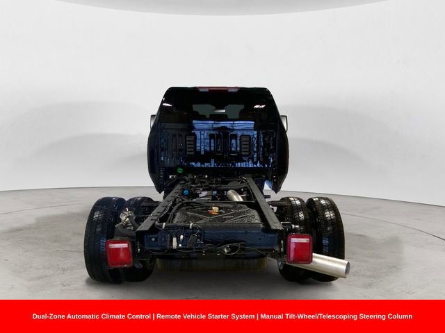 New 2026 GMC Sierra 3500 SLE w/ SLE Convenience Package image 5