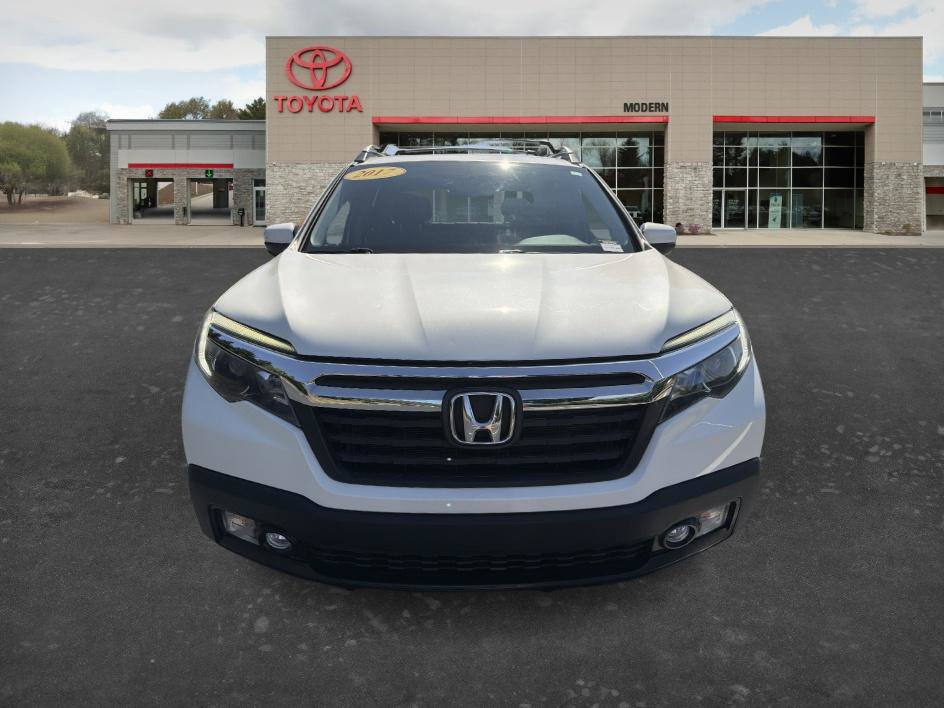 Used 2017 Honda Ridgeline RTL-T image 2