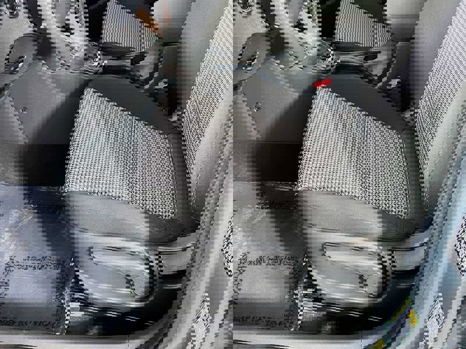 Used 2018 Hyundai Kona SEL AWD/4WD image 19