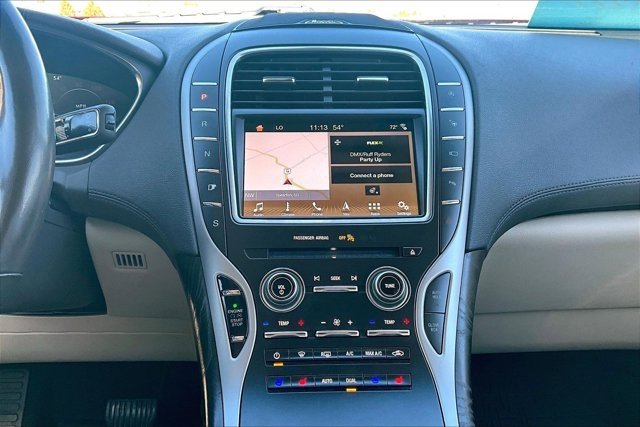 Used 2019 Lincoln Nautilus Reserve image 15