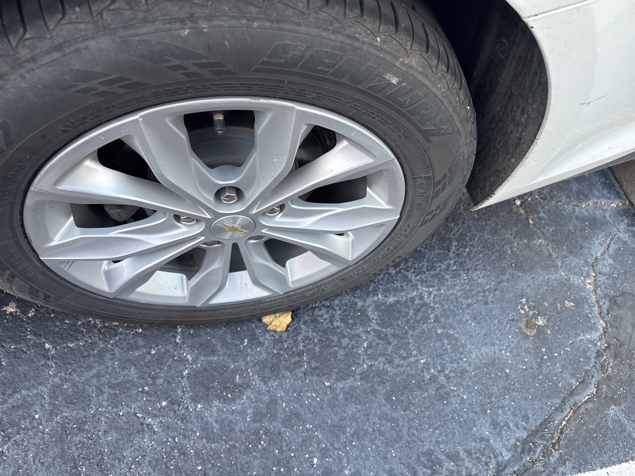 Used 2021 Chevrolet Malibu LT image 8