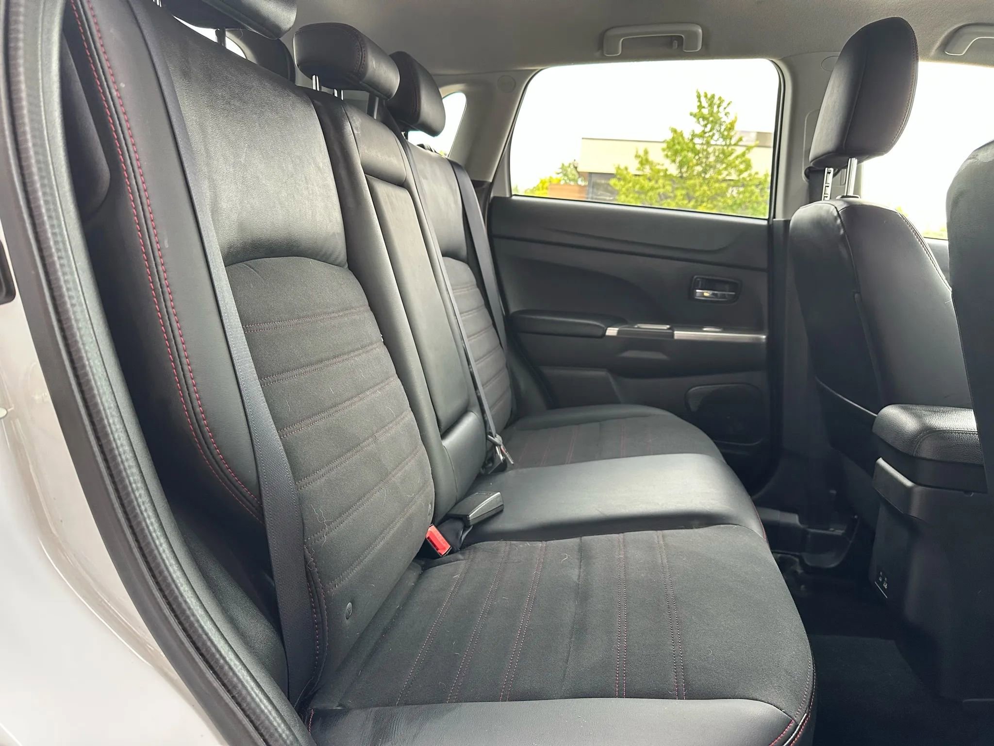 Used 2022 Mitsubishi Outlander Sport SE AWD/4WD image 14