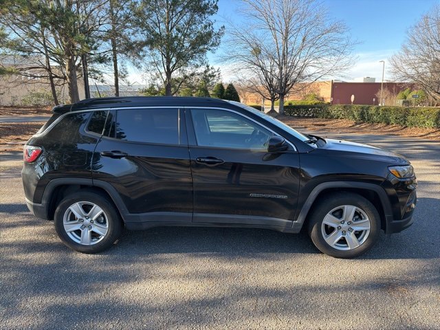 Used 2022 Jeep Compass Latitude w/ Sun and Sound Group image 5