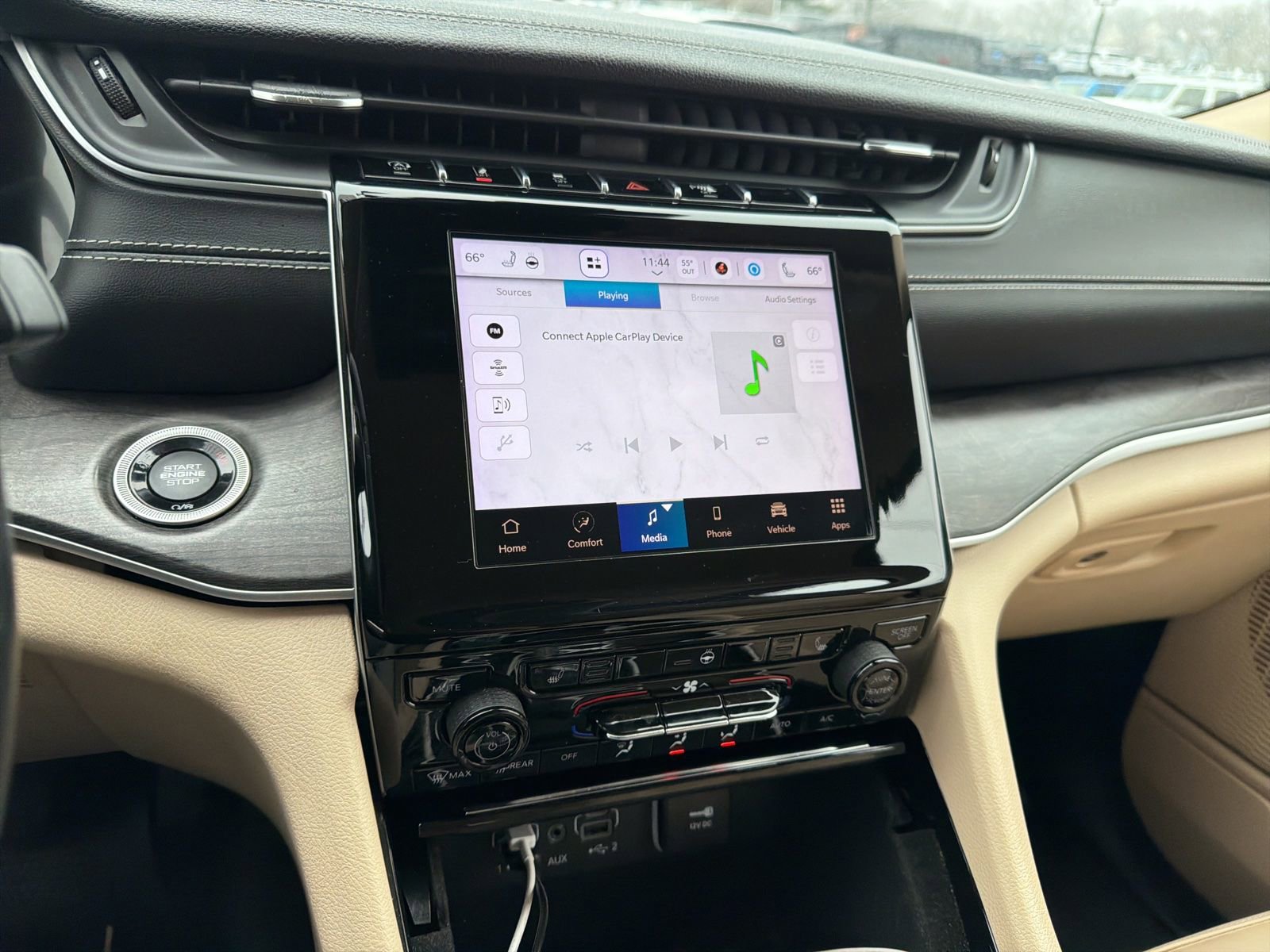 Used 2021 Jeep Grand Cherokee L Limited image 3