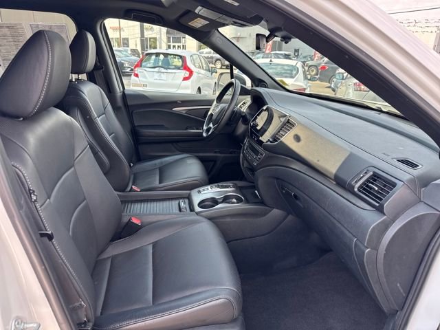 Used 2023 Honda Passport EX-L image 21