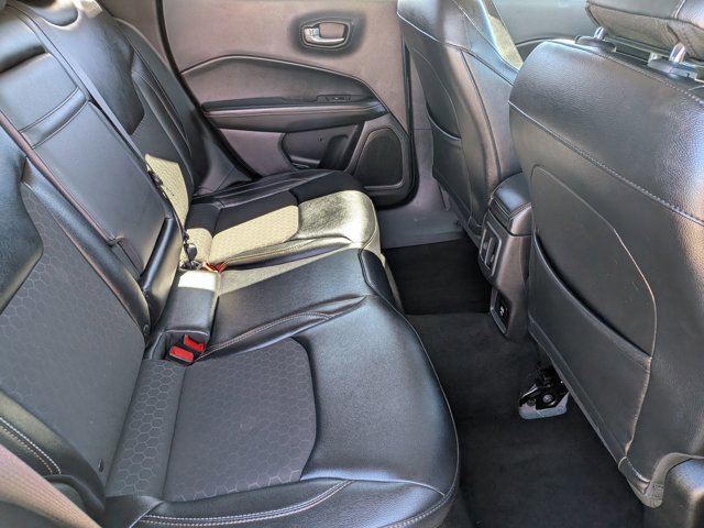 Used 2017 Jeep Compass Latitude image 19