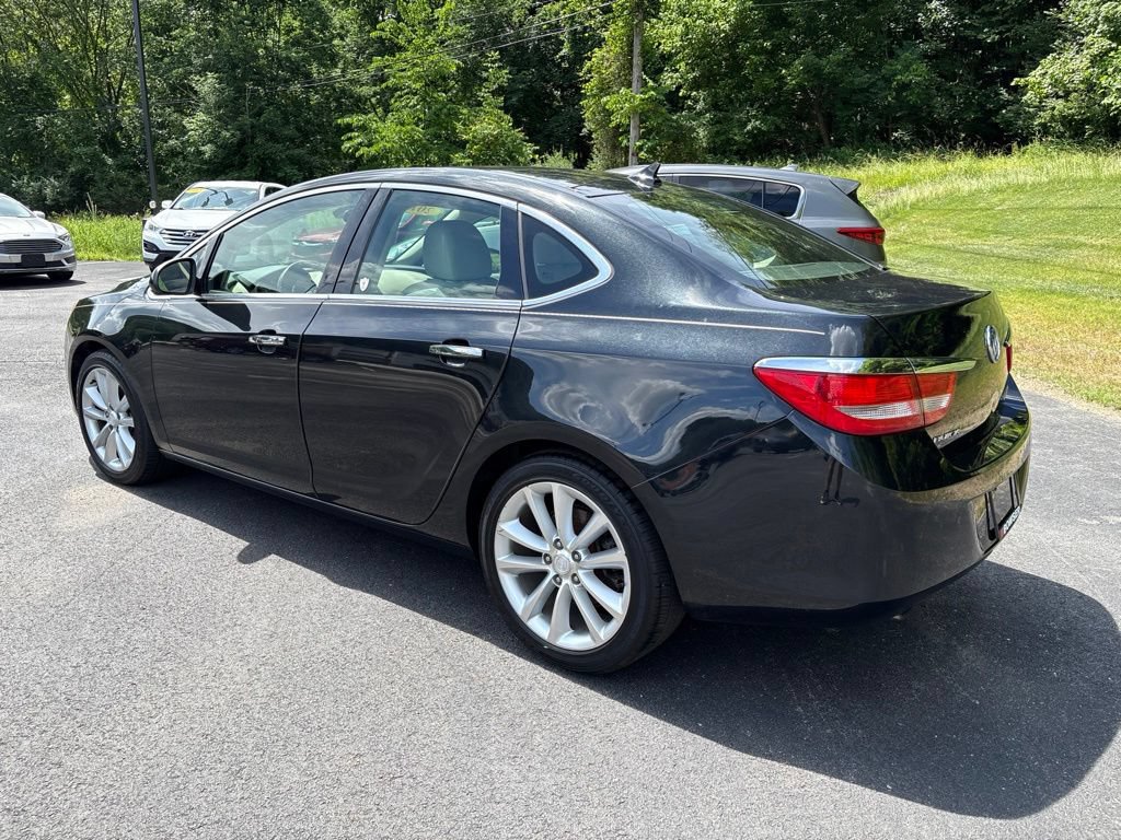 Used 2013 Buick Verano Leather FWD image 3