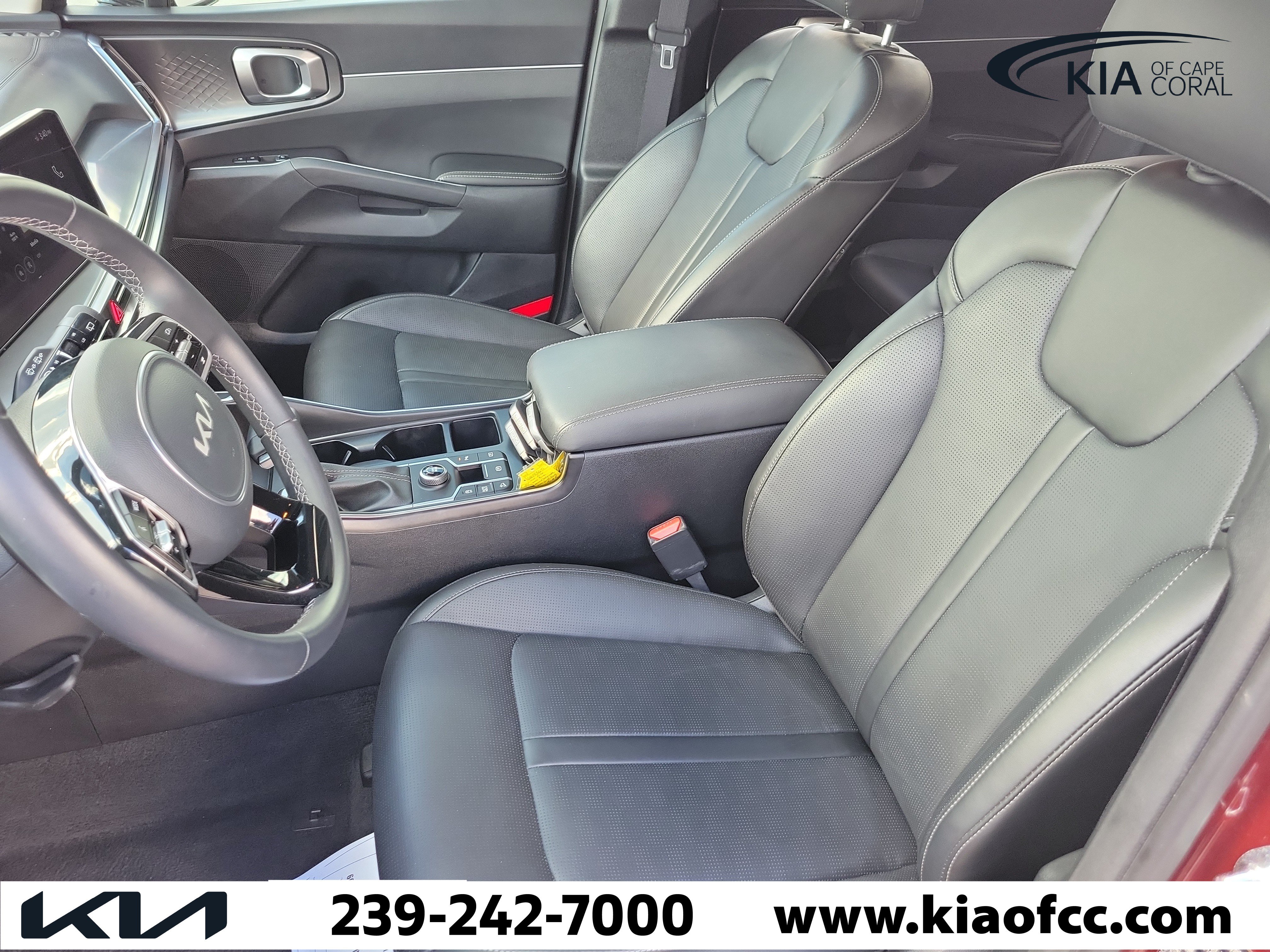 Certified 2025 Kia Sorento S FWD image 21