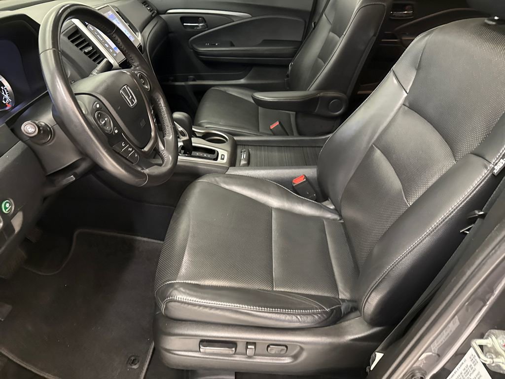 Used 2019 Honda Ridgeline RTL-T image 16