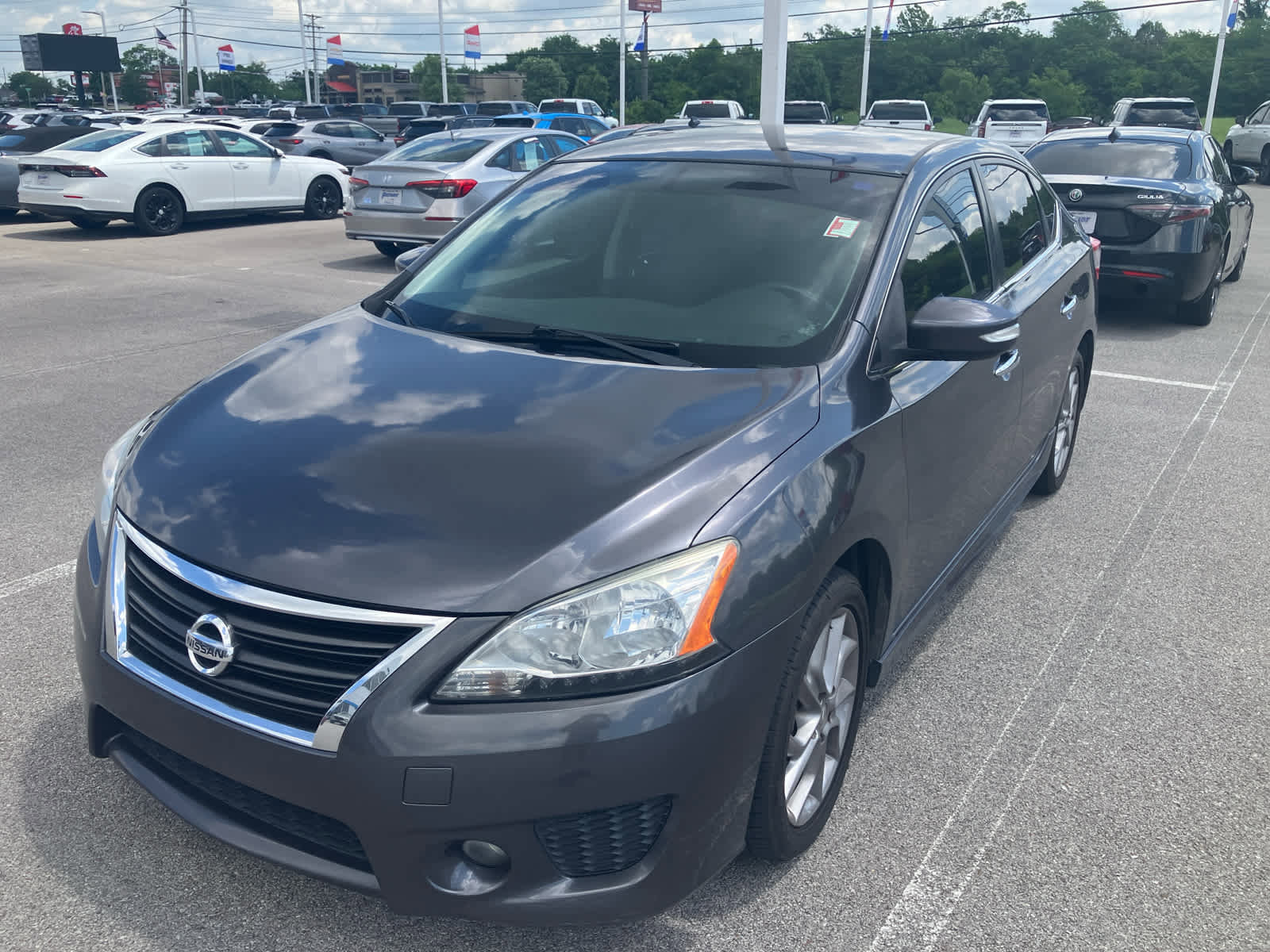 Used 2015 Nissan Sentra SR FWD image 3