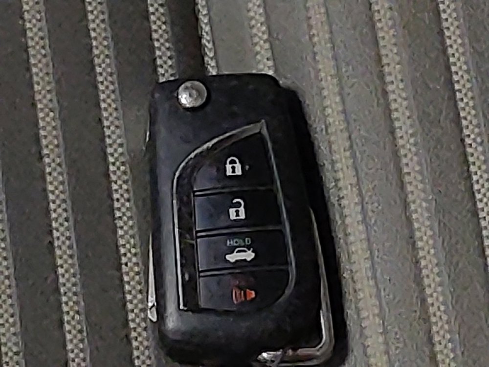 Used 2019 Toyota Camry SE image 32