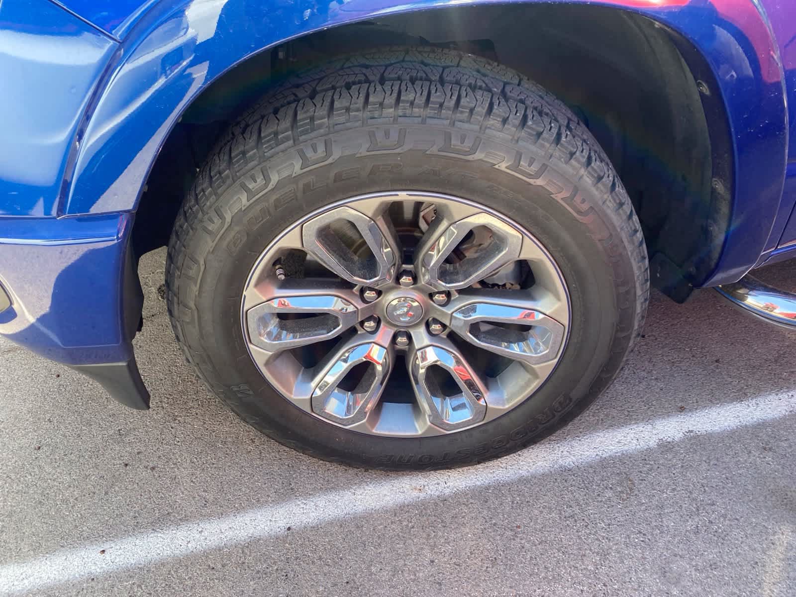 Used 2019 RAM 1500 Laramie RWD image 4