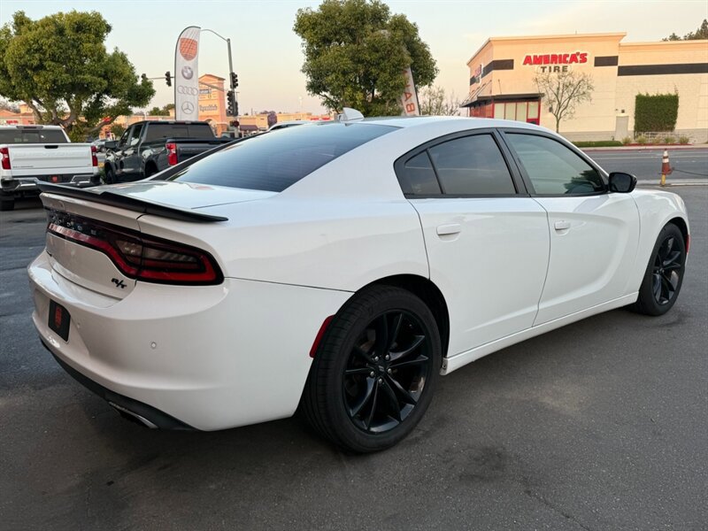 Used 2018 Dodge Charger R/T w/ Beats Audio Group RWD image 12