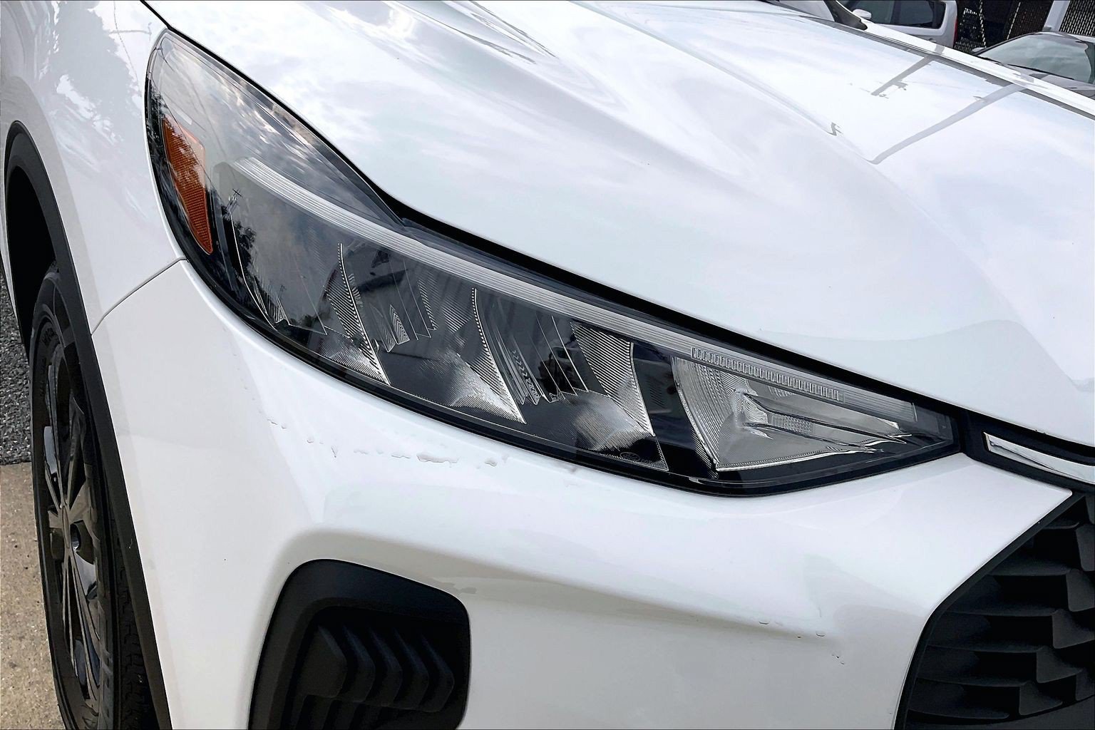 Used 2025 Ford Escape Active AWD/4WD image 32