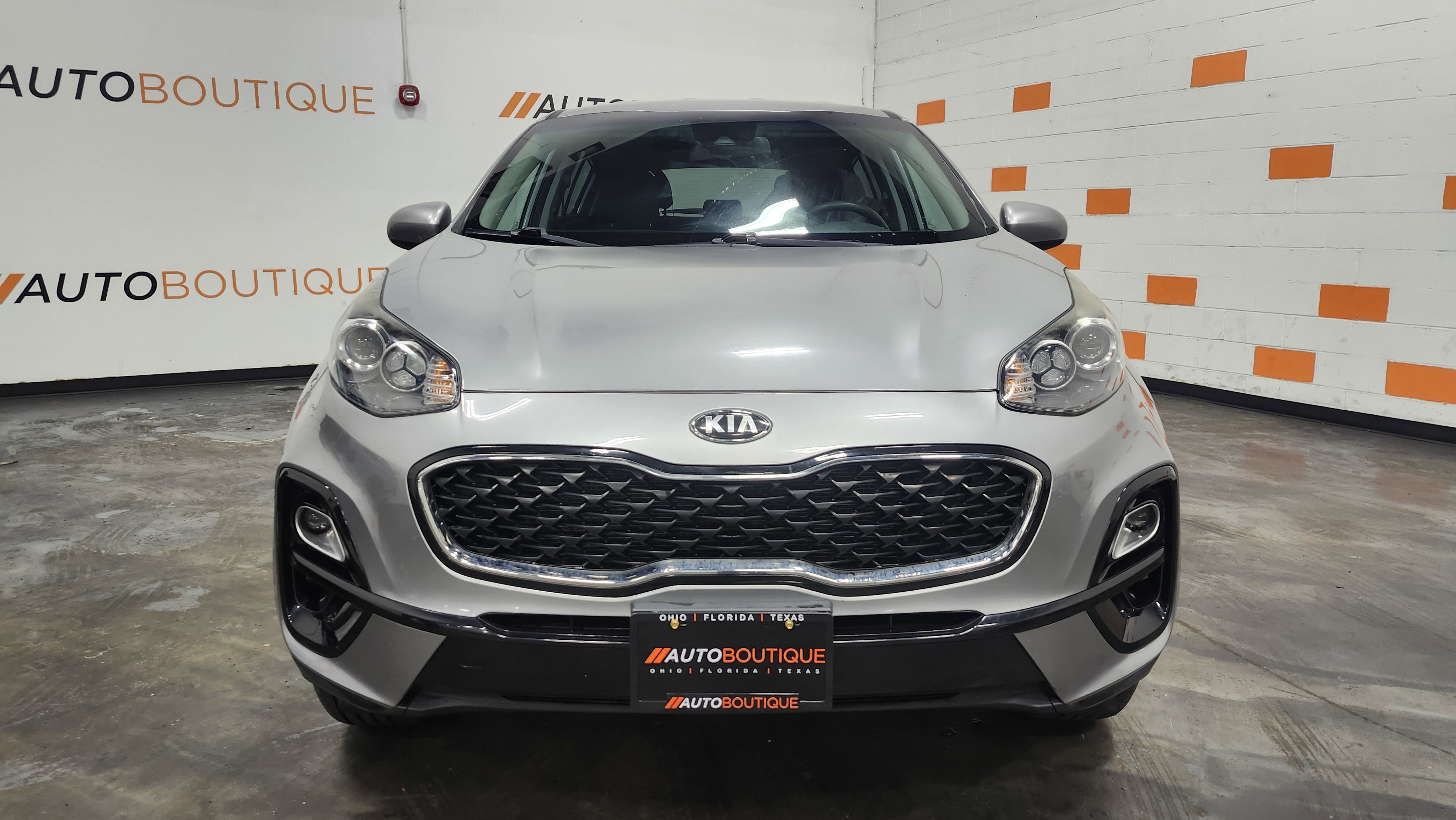 Used 2020 Kia Sportage LX image 10