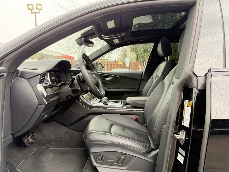 Used 2020 Audi Q8 Premium Plus w/ Premium Plus Package image 11