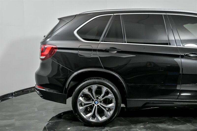 Used 2018 BMW X5 sDrive35i RWD image 11
