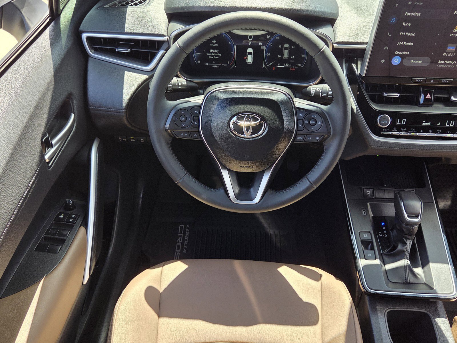 Used 2026 Toyota Corolla Cross XLE w/ Convenience Package image 6