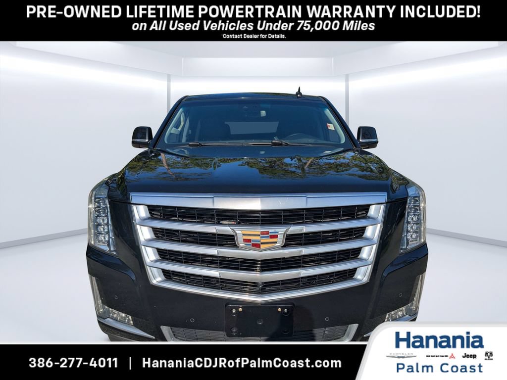 Used 2020 Cadillac Escalade Luxury AWD/4WD image 8