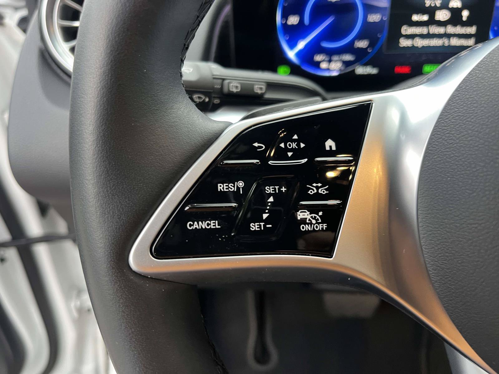 Certified 2025 Mercedes-Benz EQB 250+ w/ Driver Assistance Package image 26
