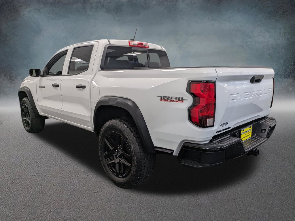 Certified 2024 Chevrolet Colorado Trail Boss w/ Advanced Trailering Package AWD/4WD image 6
