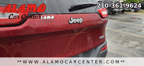Used 2017 Jeep Cherokee Latitude FWD image 11