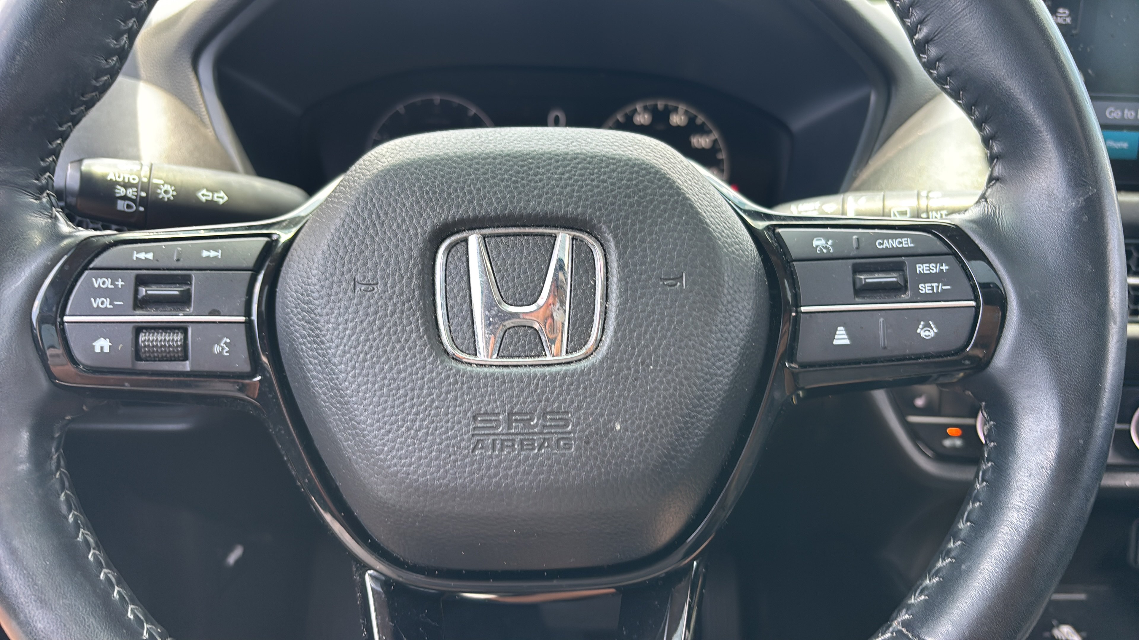 Certified 2025 Honda HR-V EX-L image 33