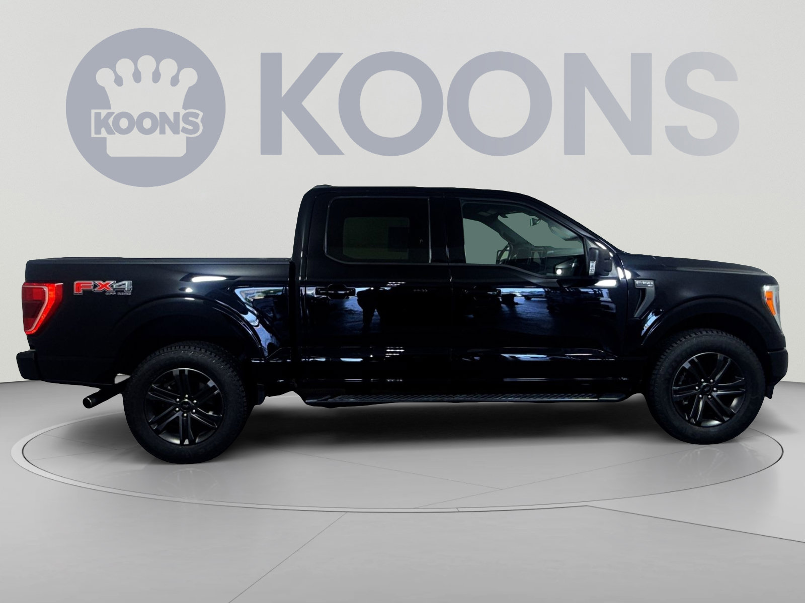 Used 2022 Ford F150 XLT w/ Equipment Group 302A High AWD/4WD image 8