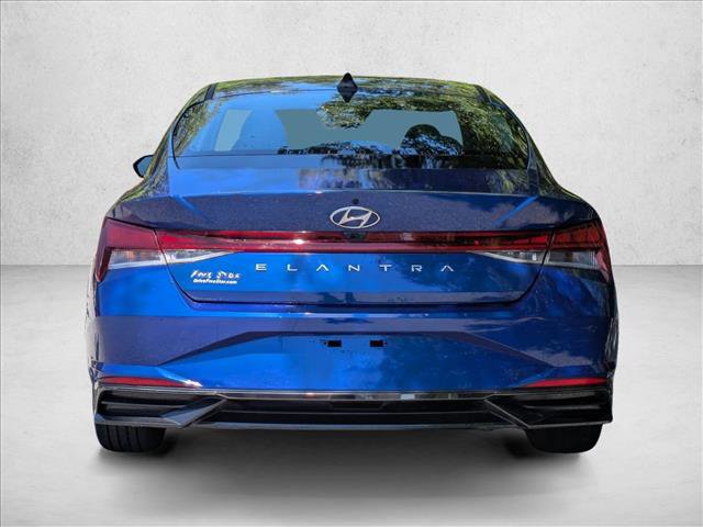 Certified 2021 Hyundai Elantra SEL w/ Convenience + Premium Package FWD image 7
