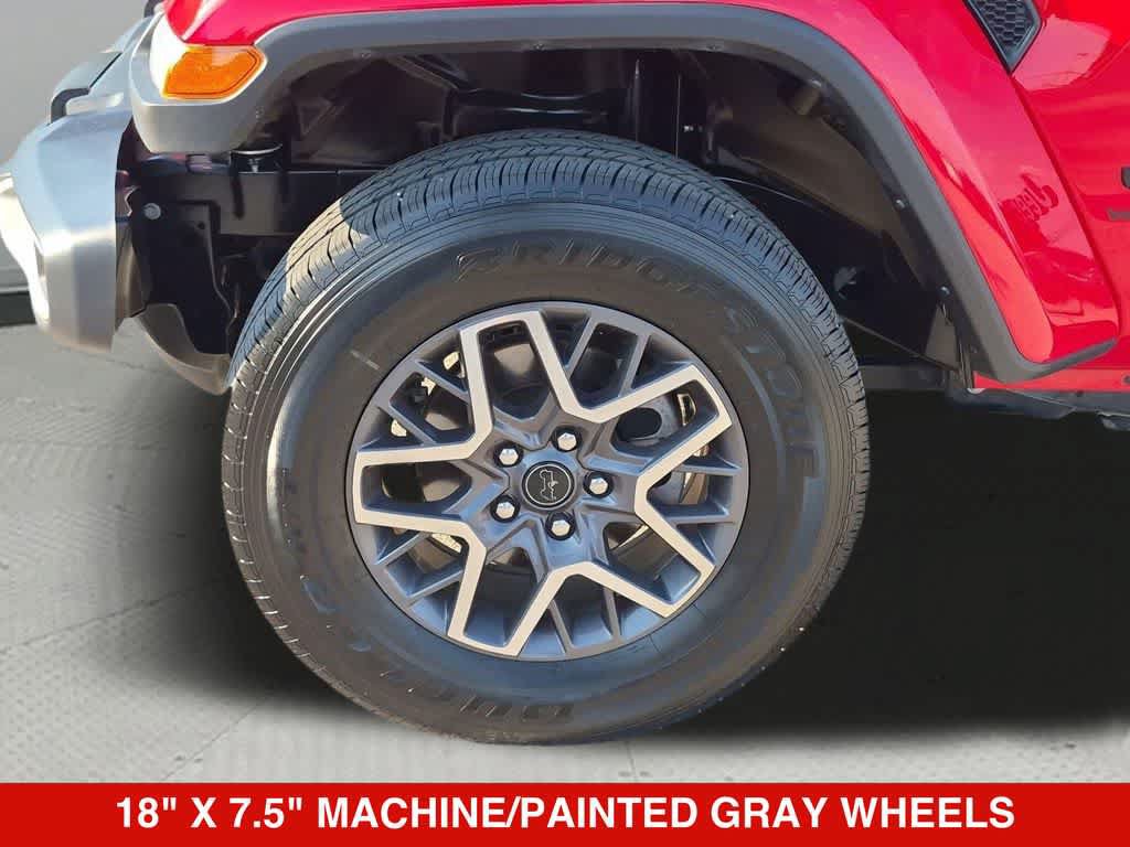 Used 2026 Jeep Wrangler Unlimited Sahara AWD/4WD image 12