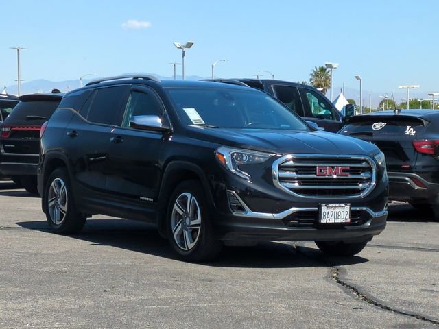 Used 2018 GMC Terrain SLT w/ Infotainment Package II AWD/4WD image 2