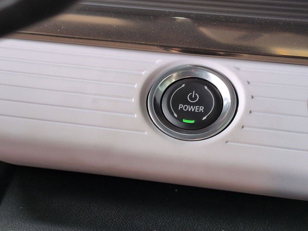 Certified 2024 GMC Hummer EV 2X AWD/4WD image 17