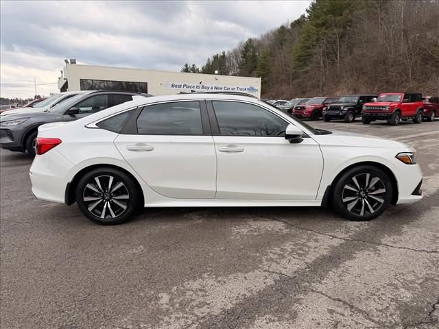 Used 2023 Honda Civic EX image 2