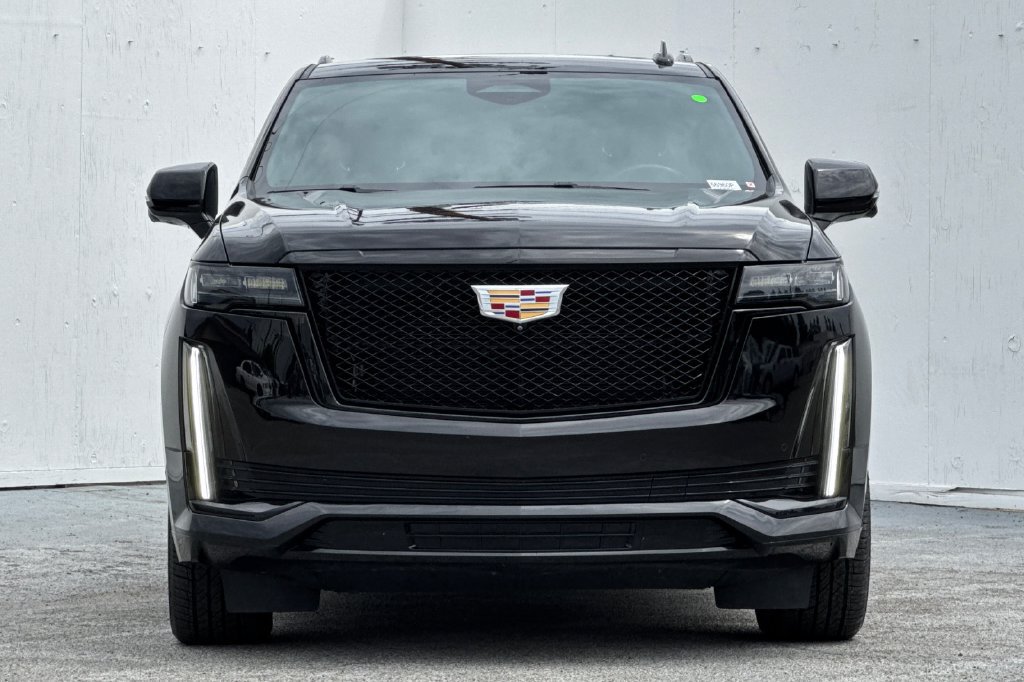 Used 2022 Cadillac Escalade ESV Sport w/ Touring Package AWD/4WD image 8