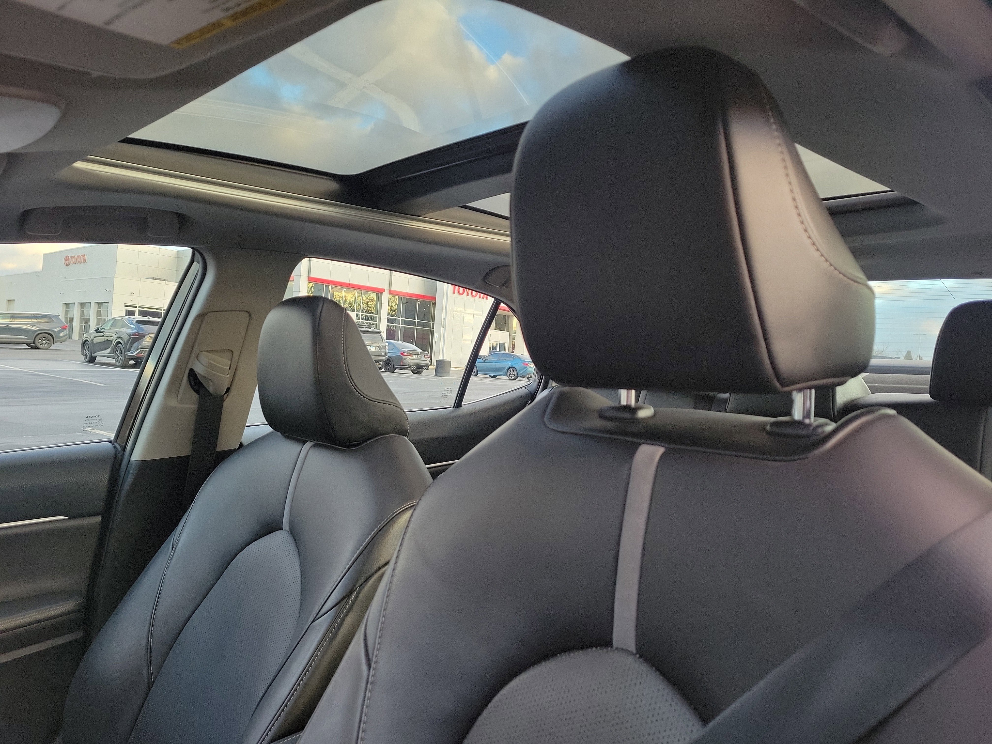 Certified 2020 Toyota Camry XSE image 16